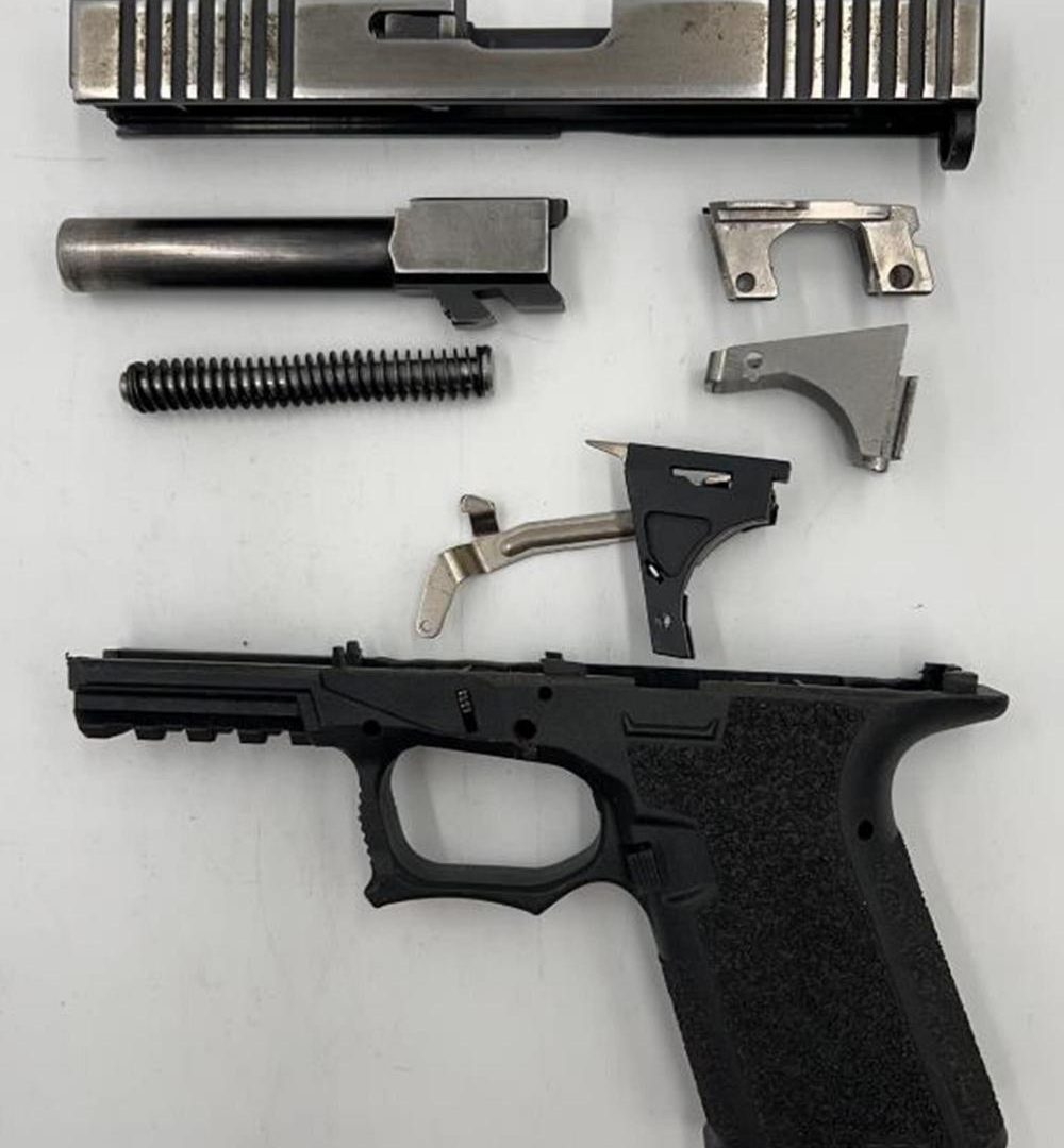 H4623-L350191946.jpg POLYMER80 PF940C 40 CAL. PISTOL KIT